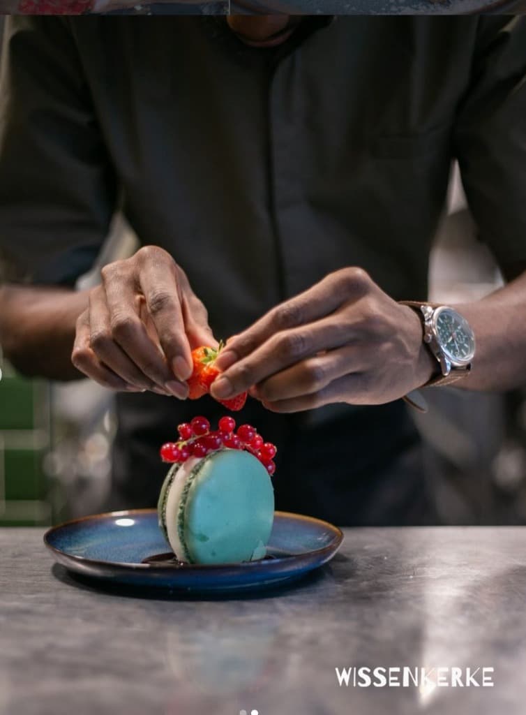 FOUNDER & CHEF